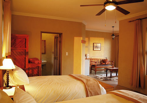 Klein-Aus Vista Desert Horse Inn Exterior photo